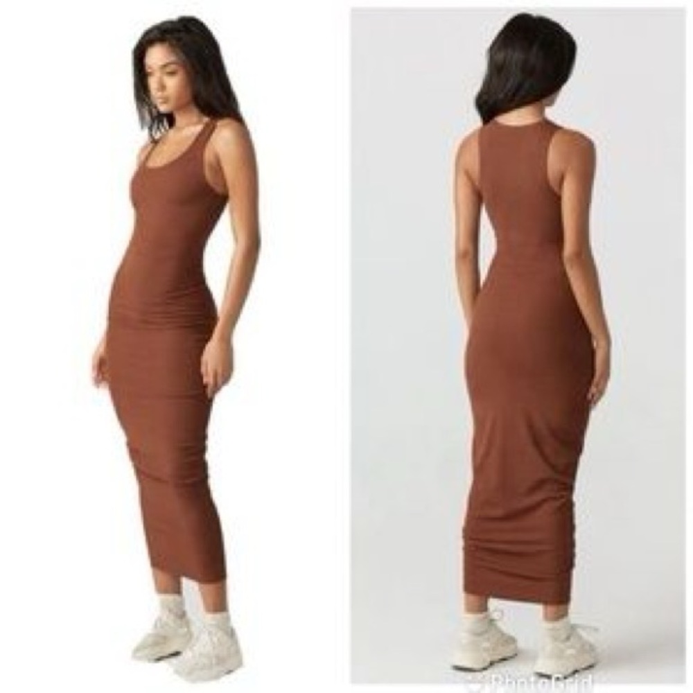 Joah Brown Brown Maxi Dress